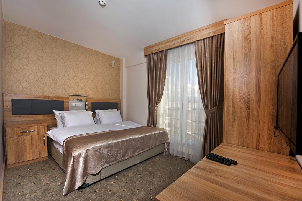 Remila Hotel Cocaeli Quarto foto